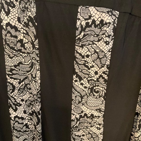 R&M Richards Jersey Maxie Asymmetrical Dress Lace Print - Picture 5 of 6